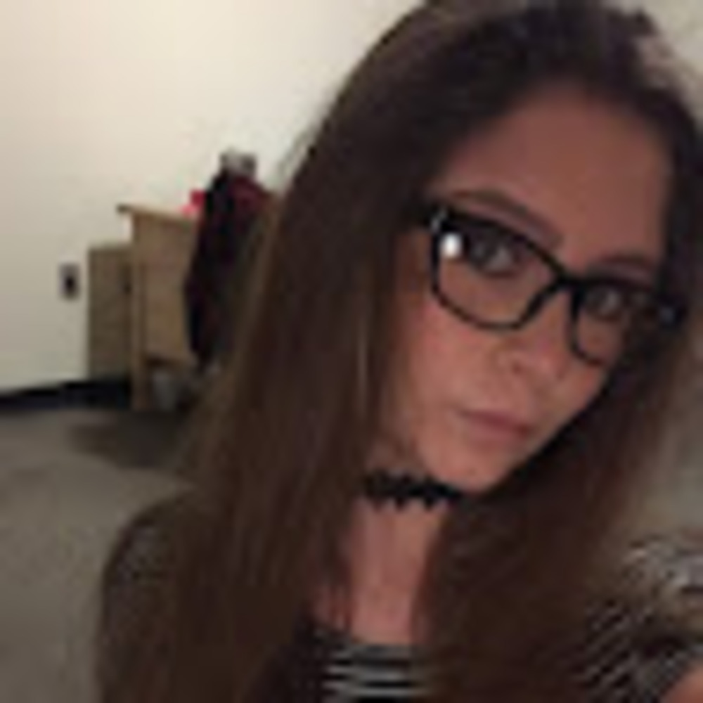 Meet your Posher, Cassie